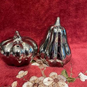 Ciroa salt and pepper